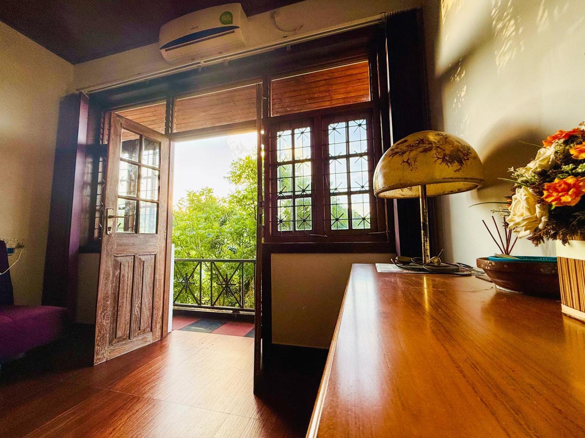 The Tenthola Kandy Exterior photo